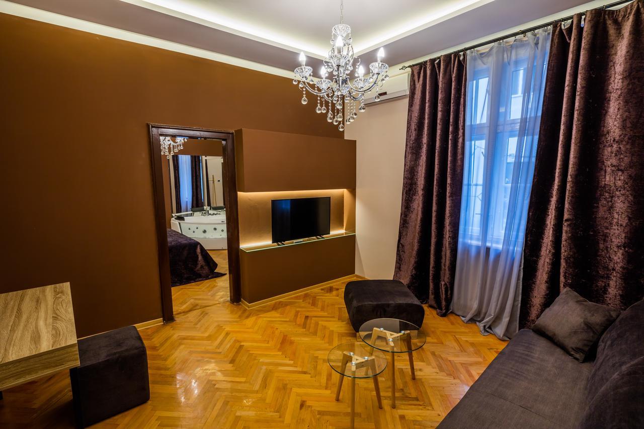 Ben Akiba Luxury Suites Belgrad Exteriör bild